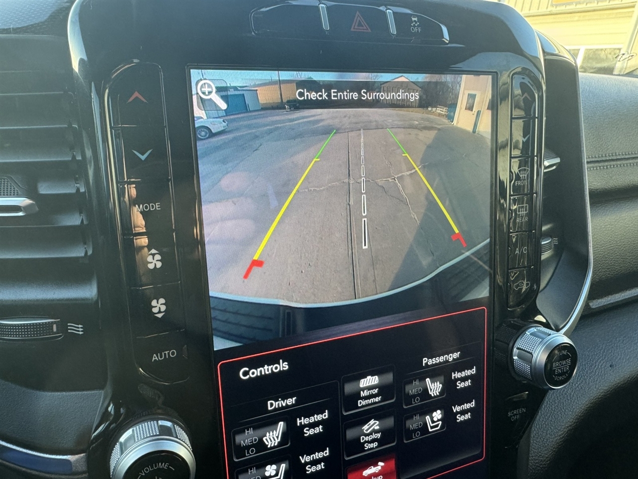 RAM 2500 Laramie Crew Cab SWB 4WD 2021