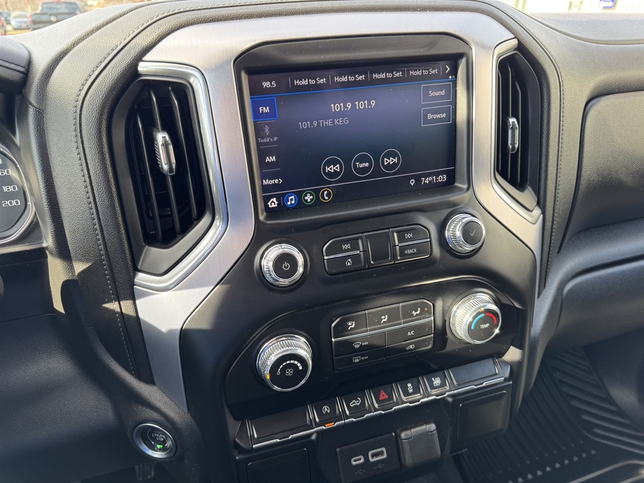 GMC Sierra 1500 Elevation Crew Cab 4WD 2020