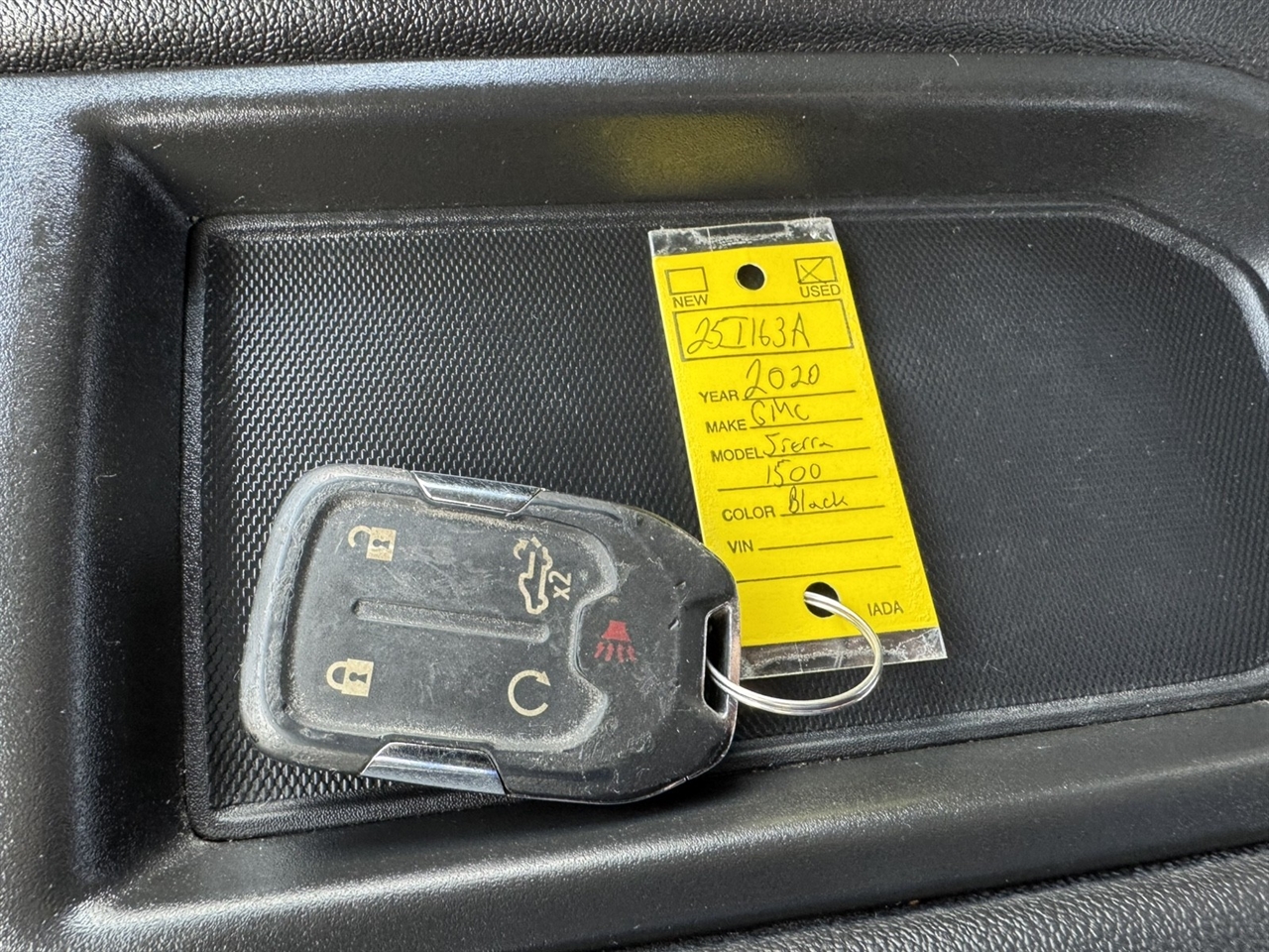GMC Sierra 1500 Elevation Crew Cab 4WD 2020