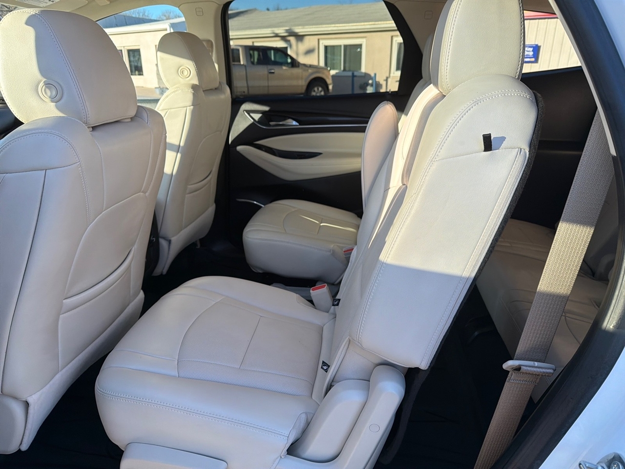 Buick Enclave Essence AWD 2023