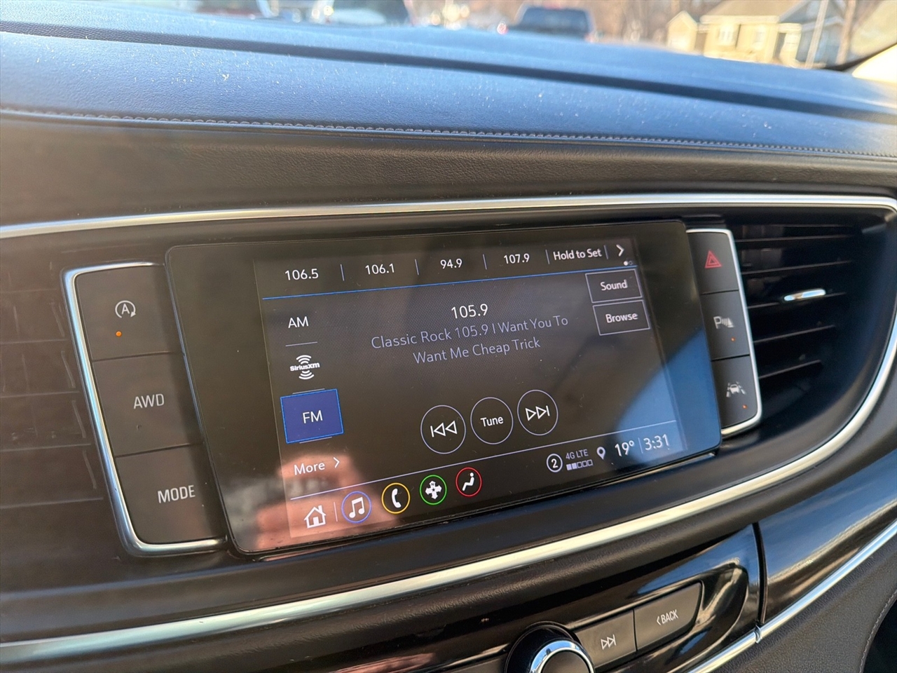 Buick Enclave Essence AWD 2023