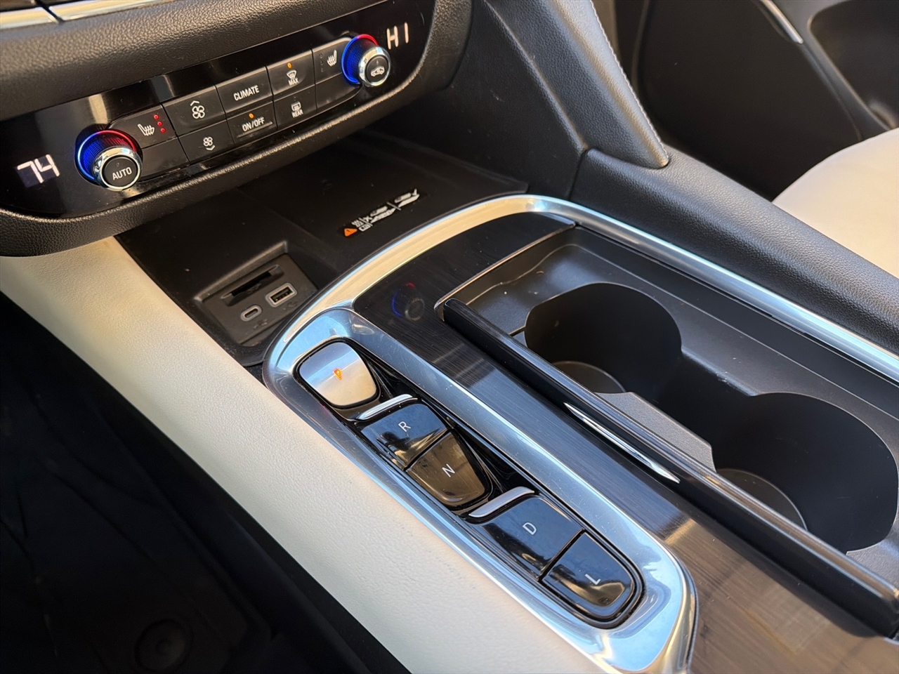 Buick Enclave Essence AWD 2023