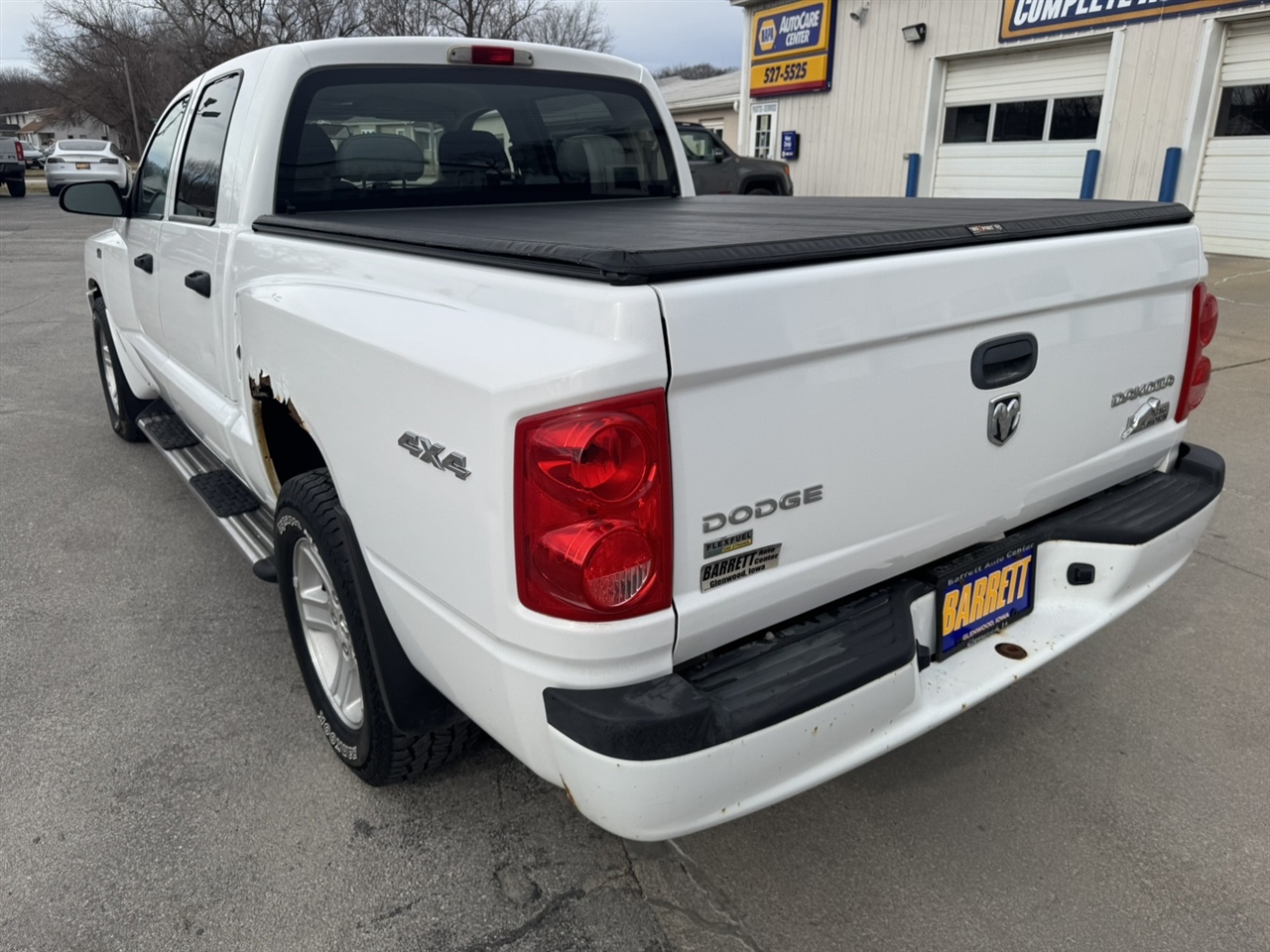 Dodge Dakota SLT Crew Cab 4WD 2010