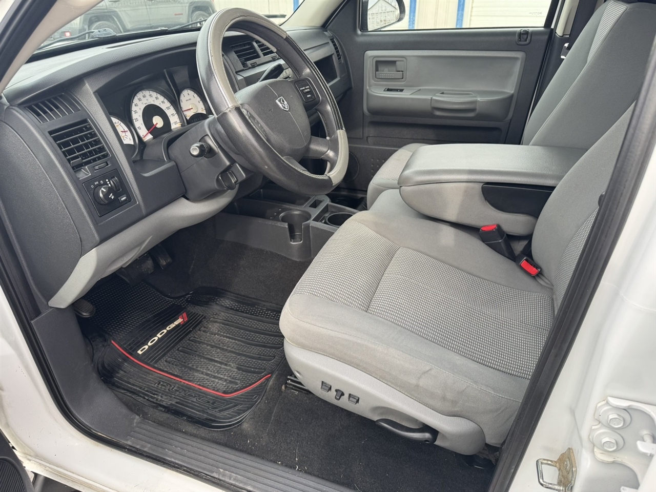 Dodge Dakota SLT Crew Cab 4WD 2010