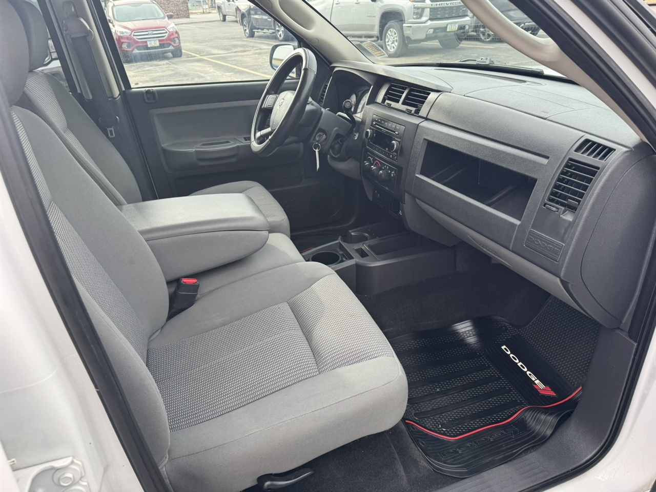 Dodge Dakota SLT Crew Cab 4WD 2010