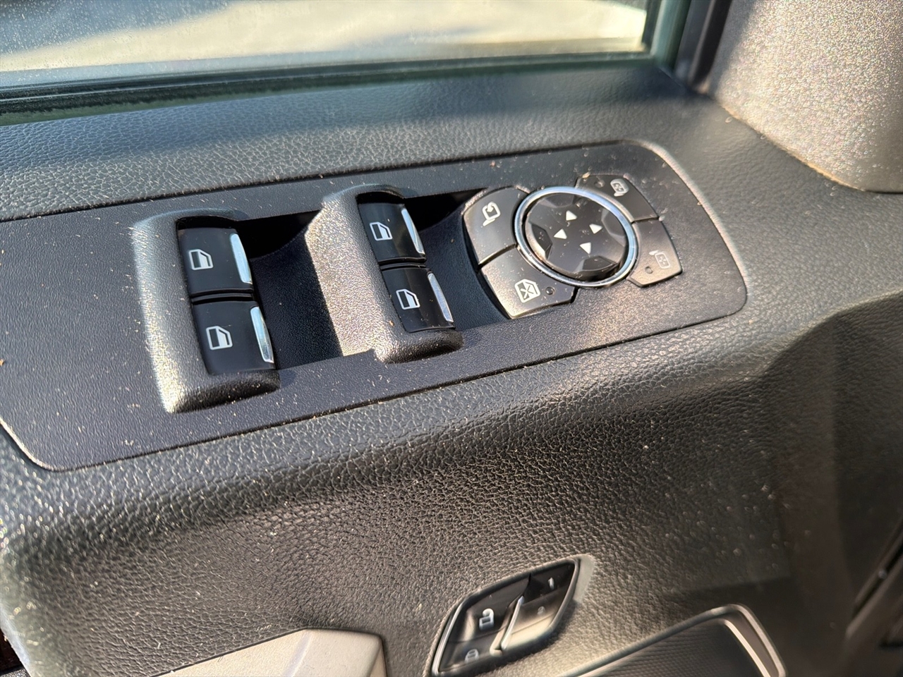 Ford F-150 Lariat SuperCrew 5.5-ft. Bed 4WD 2016