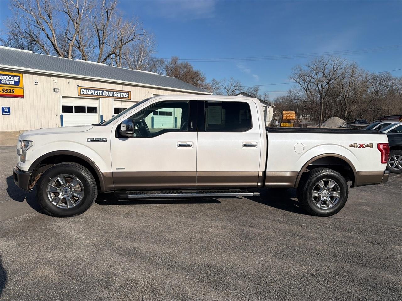 Ford F-150 Lariat SuperCrew 5.5-ft. Bed 4WD 2016