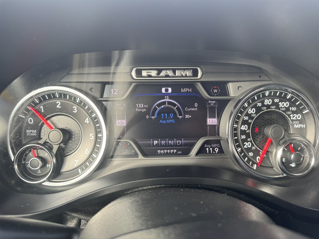 RAM 1500 Laramie Crew Cab SWB 4WD 2021