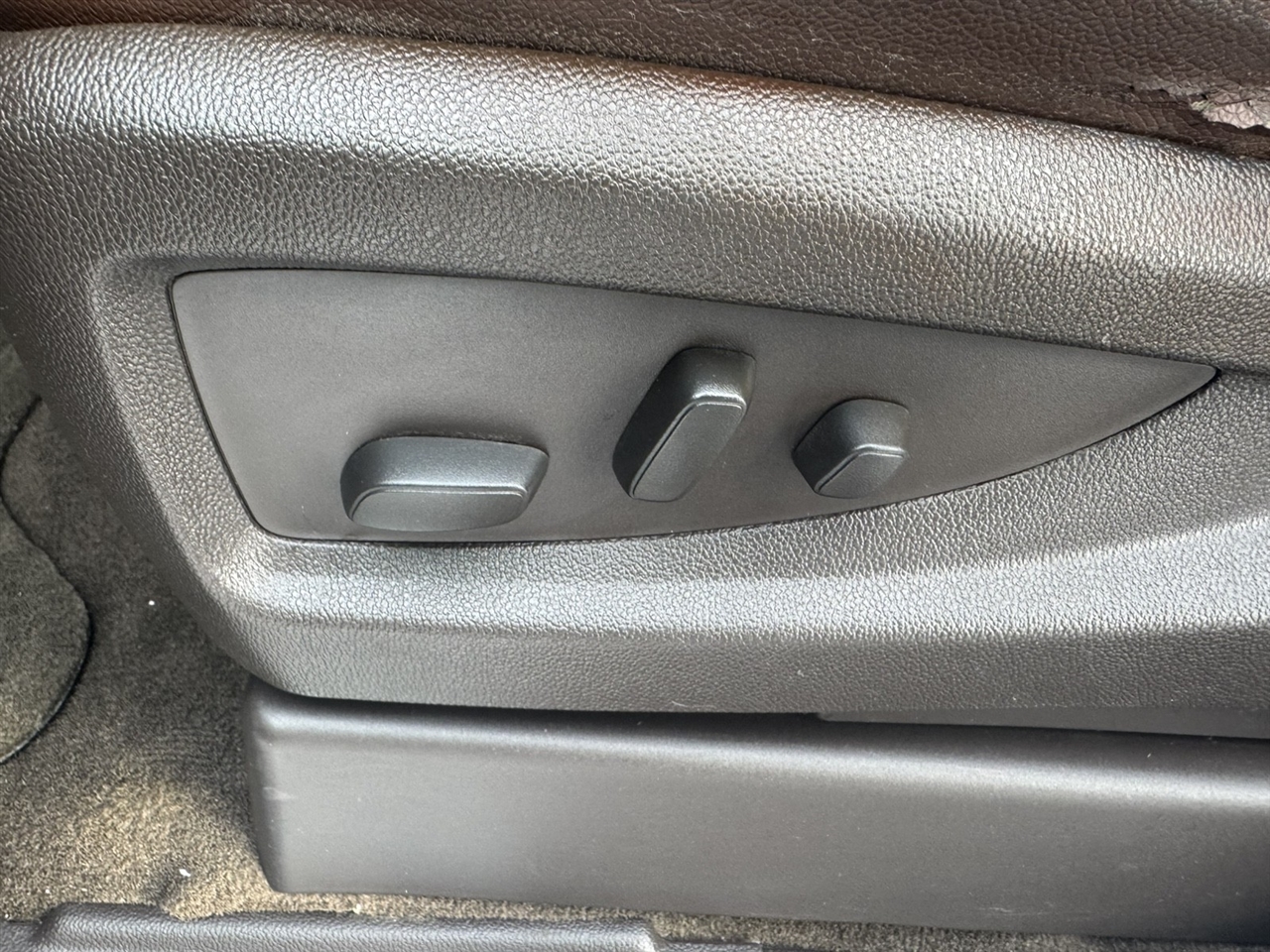 Chevrolet Silverado 1500 High Country Crew Cab 4WD 2015