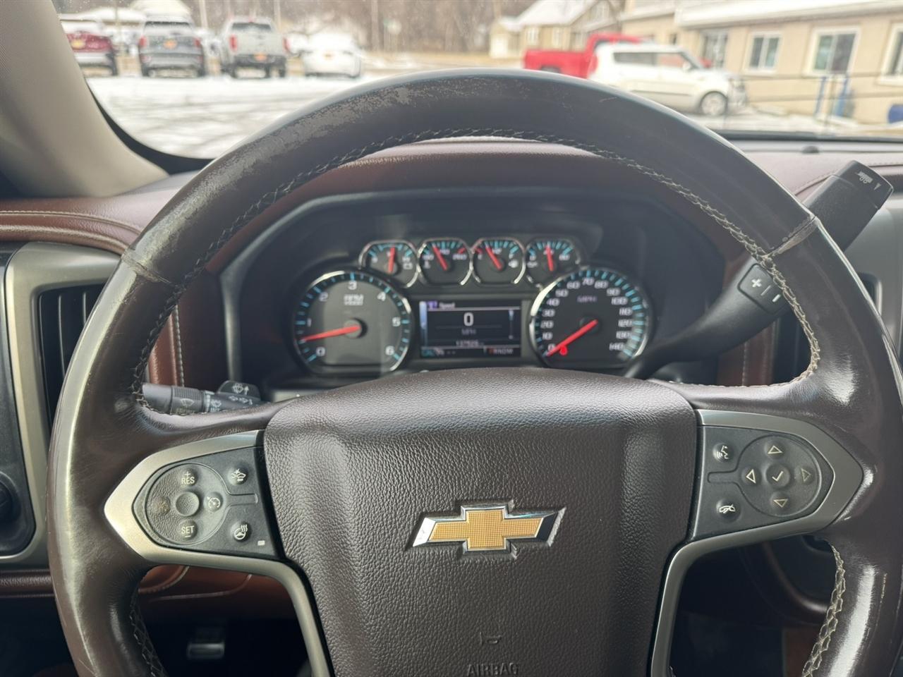 Chevrolet Silverado 1500 High Country Crew Cab 4WD 2015