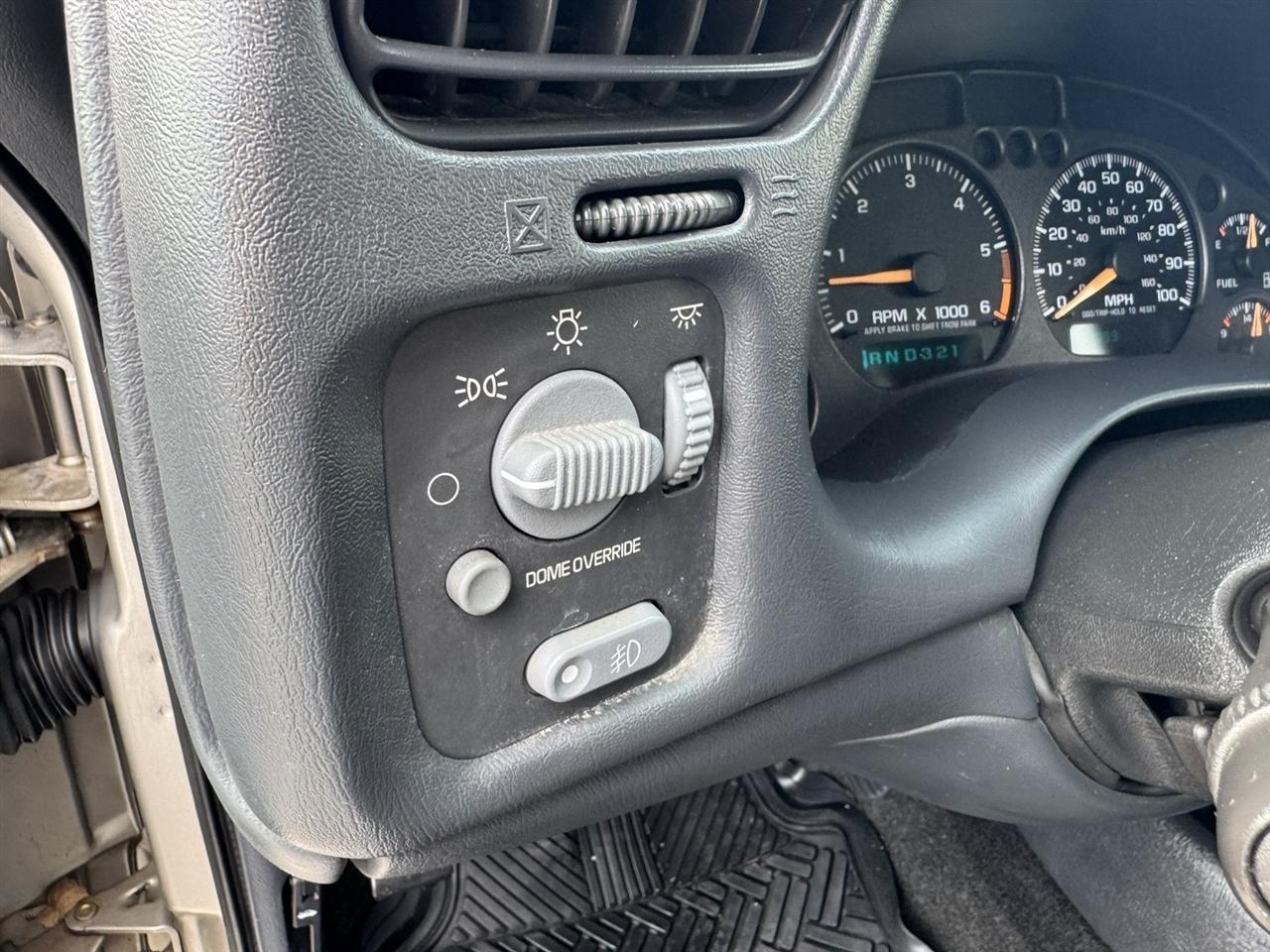 Chevrolet S10 Pickup LS Crew Cab 4WD 2002