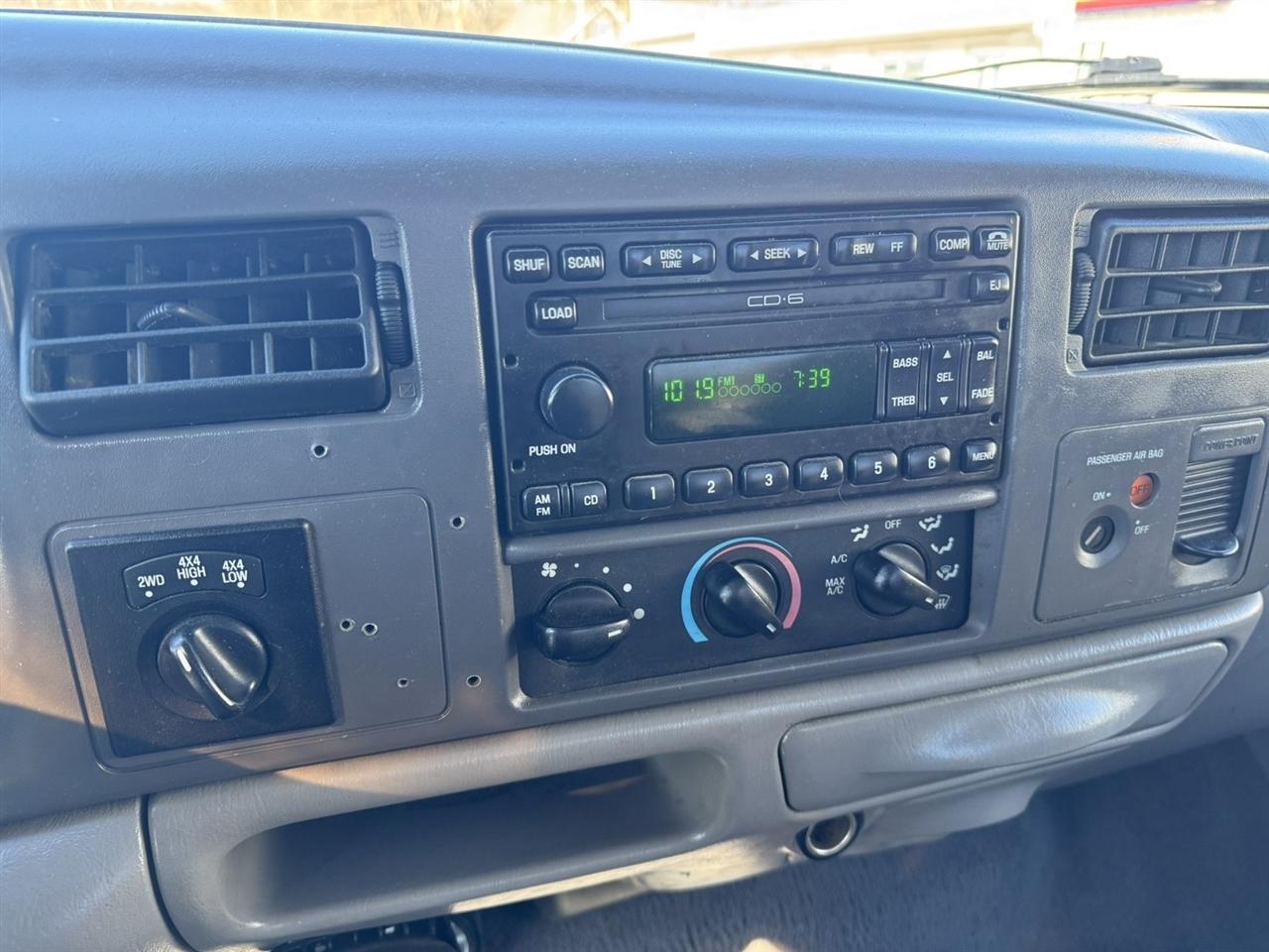 Ford F-350 SD XLT 4WD 2001