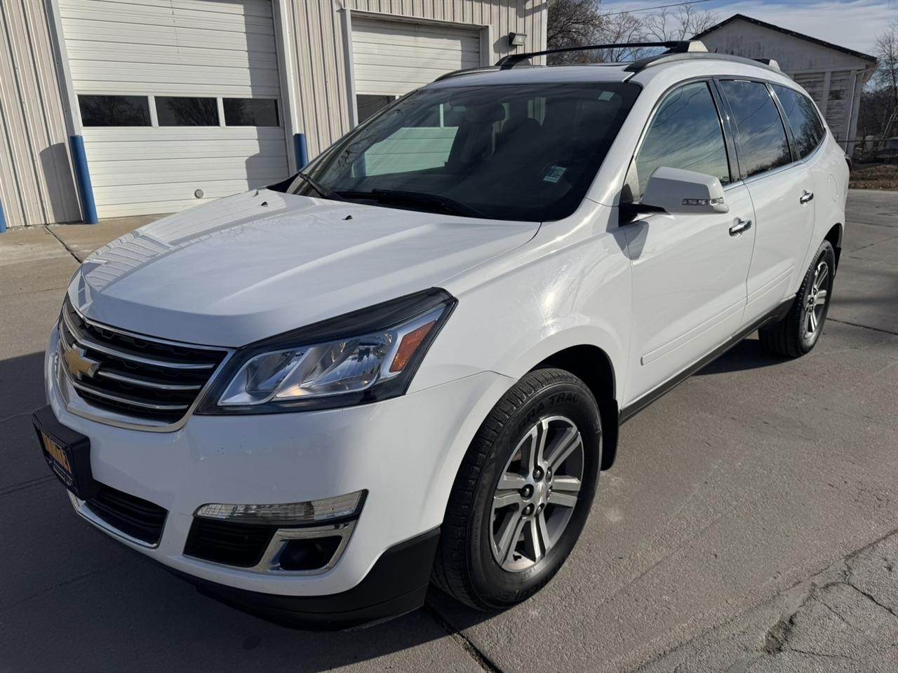 2017 Chevrolet Traverse 2LT