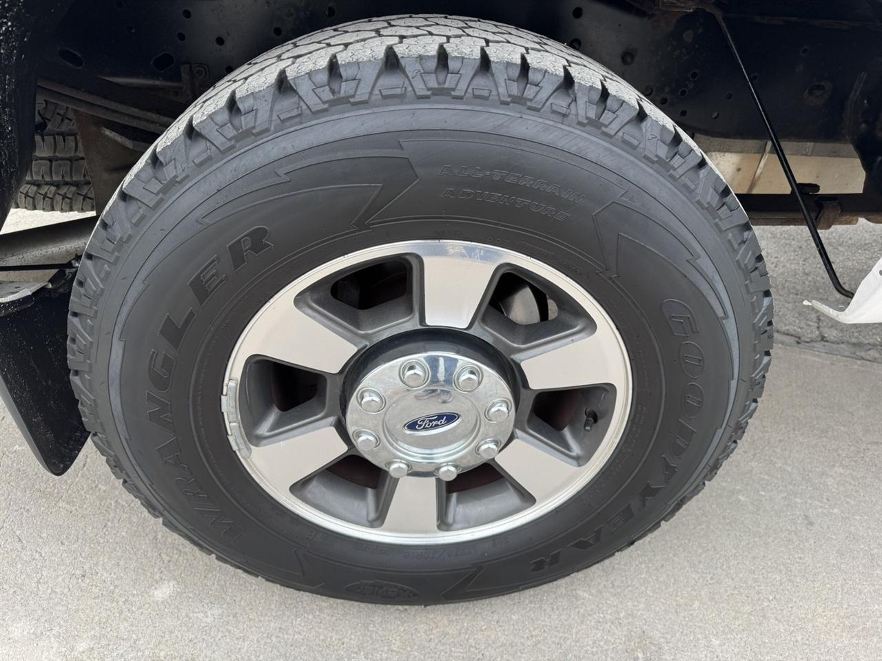 Ford F-250 SD XLT Crew Cab 4WD 2011