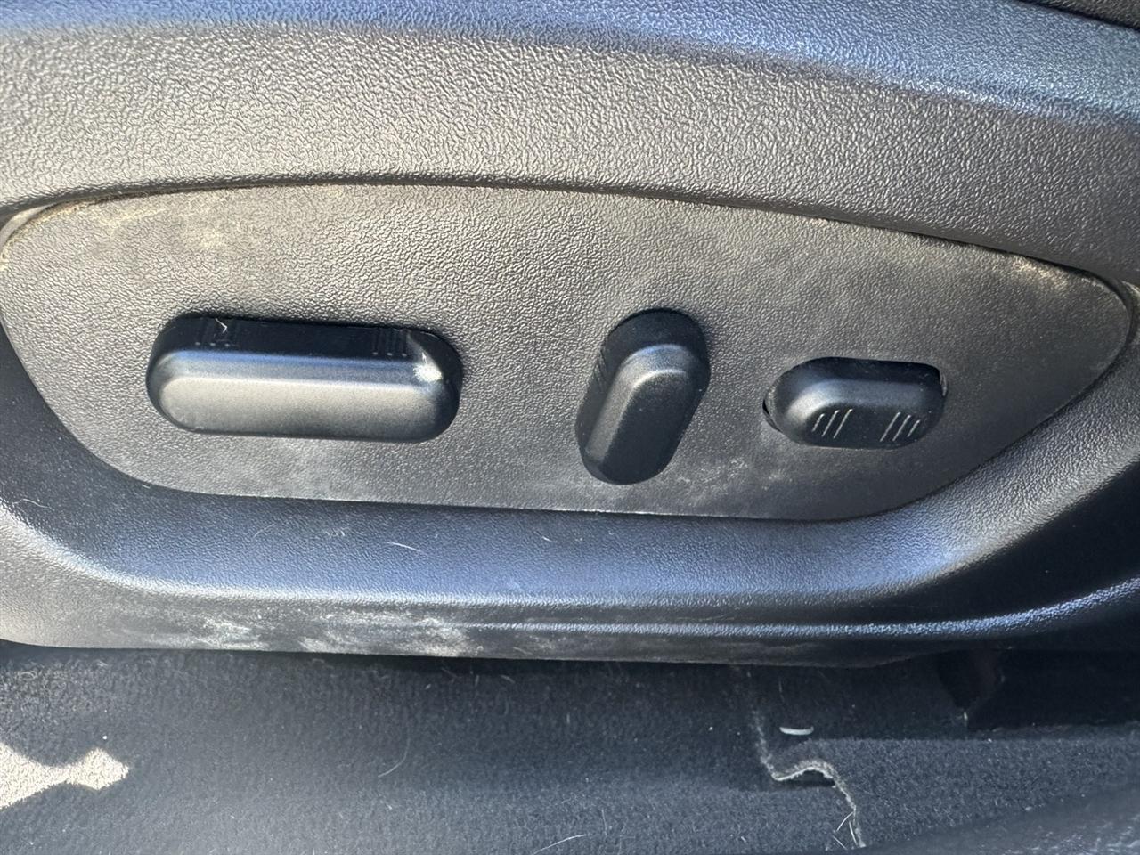 Ford Taurus Limited FWD 2010