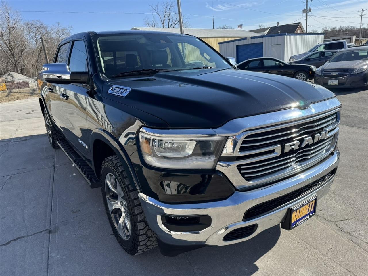 RAM 1500 Laramie Crew Cab SWB 4WD 2022