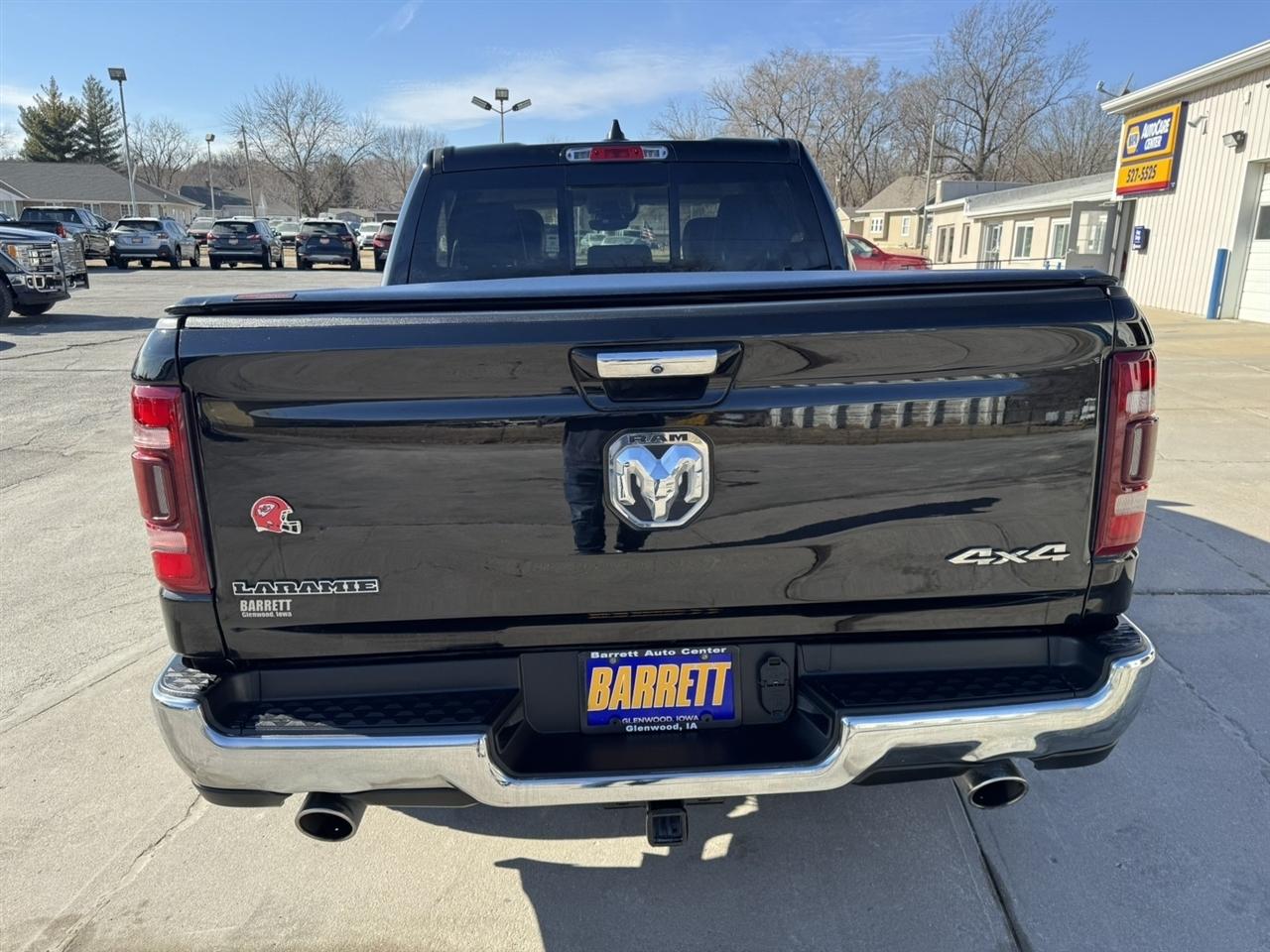 RAM 1500 Laramie Crew Cab SWB 4WD 2022