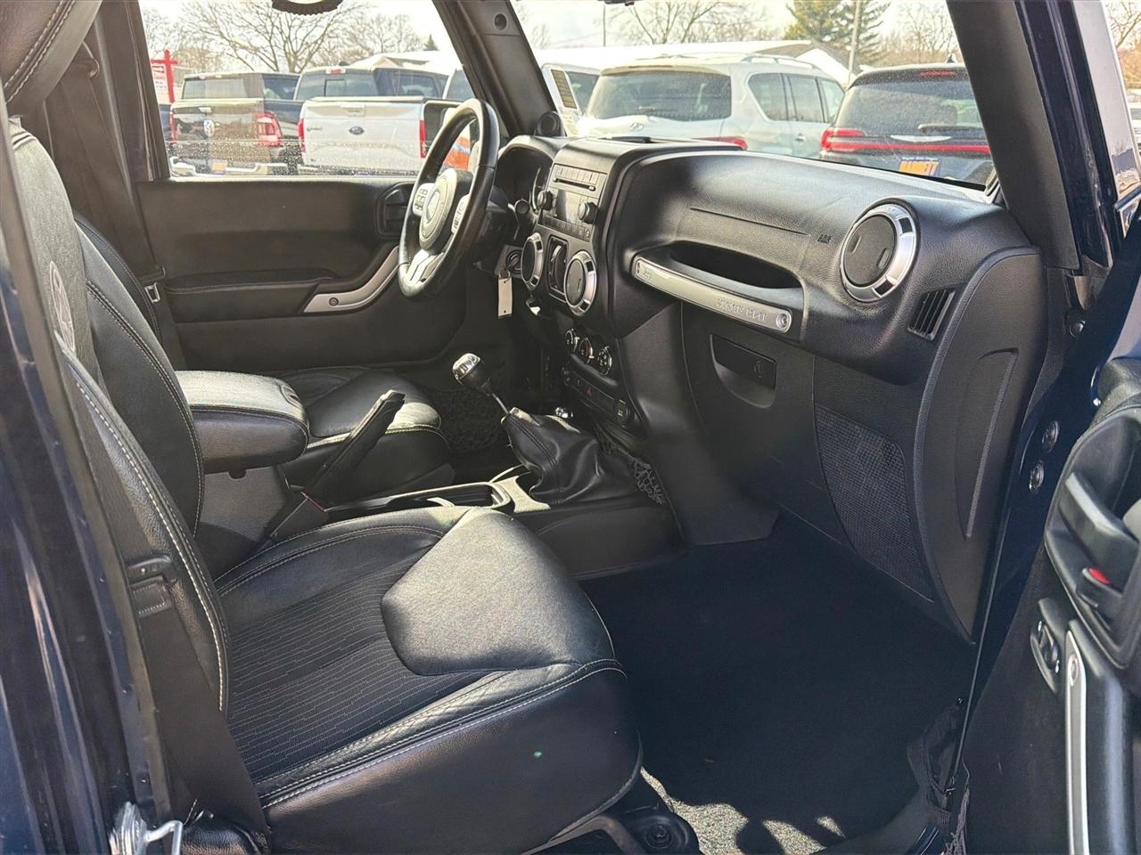 Jeep Wrangler Unlimited  2013