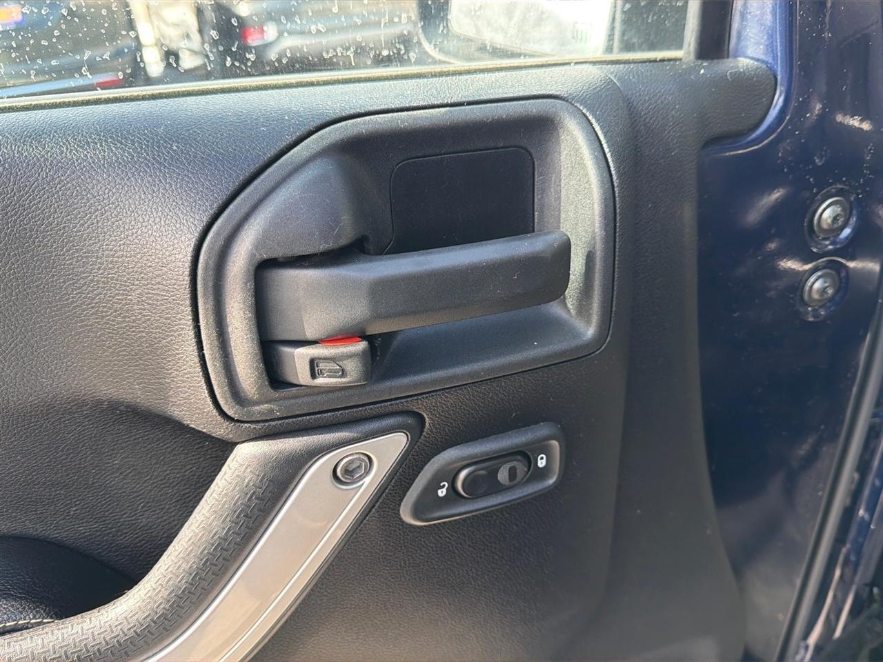 Jeep Wrangler Unlimited  2013