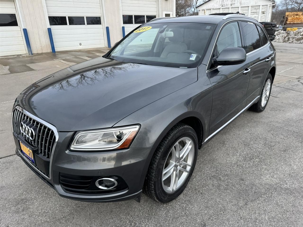 Audi Q5 2.0T Premium quattro 2017