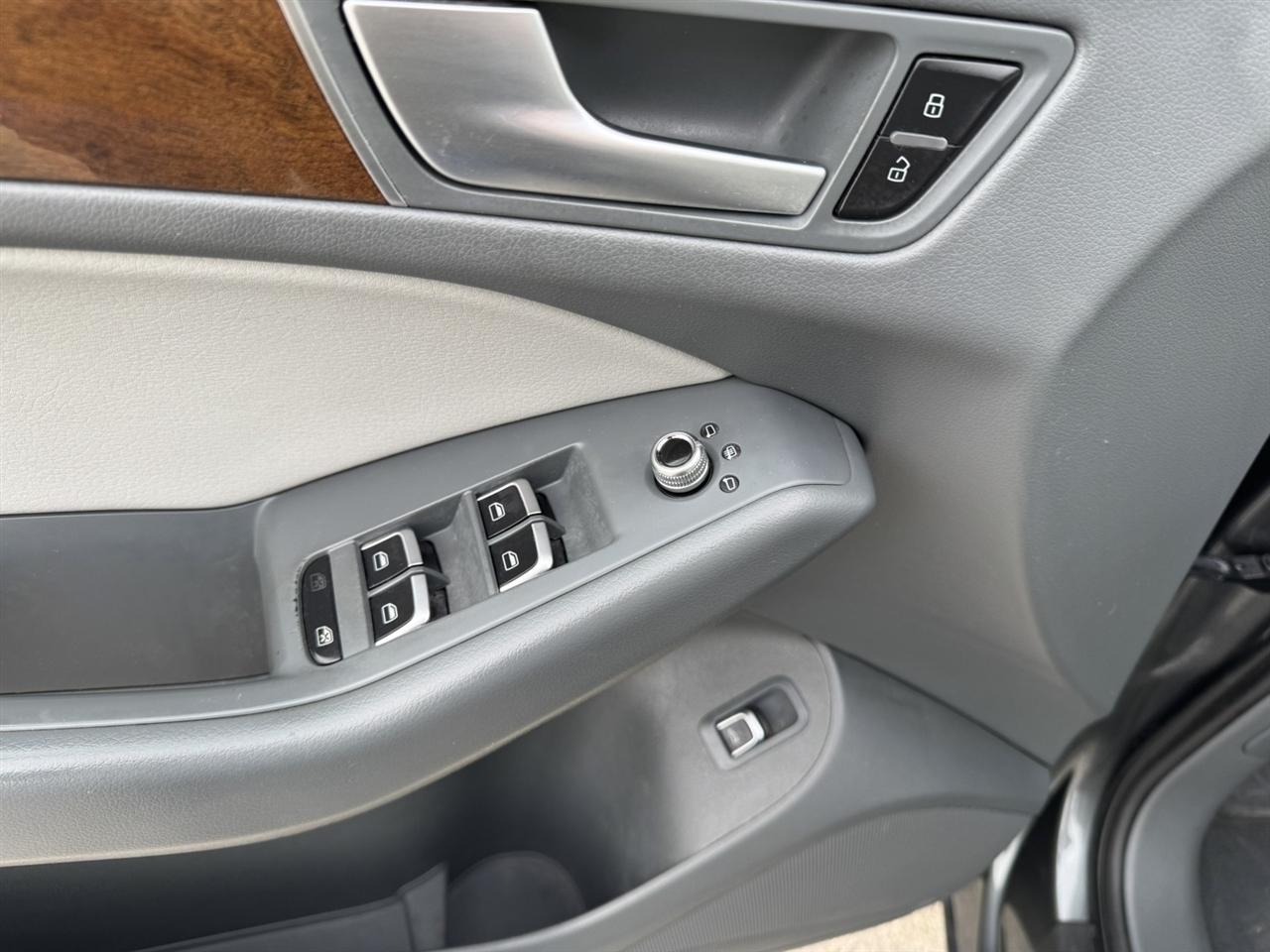 Audi Q5 2.0T Premium quattro 2017