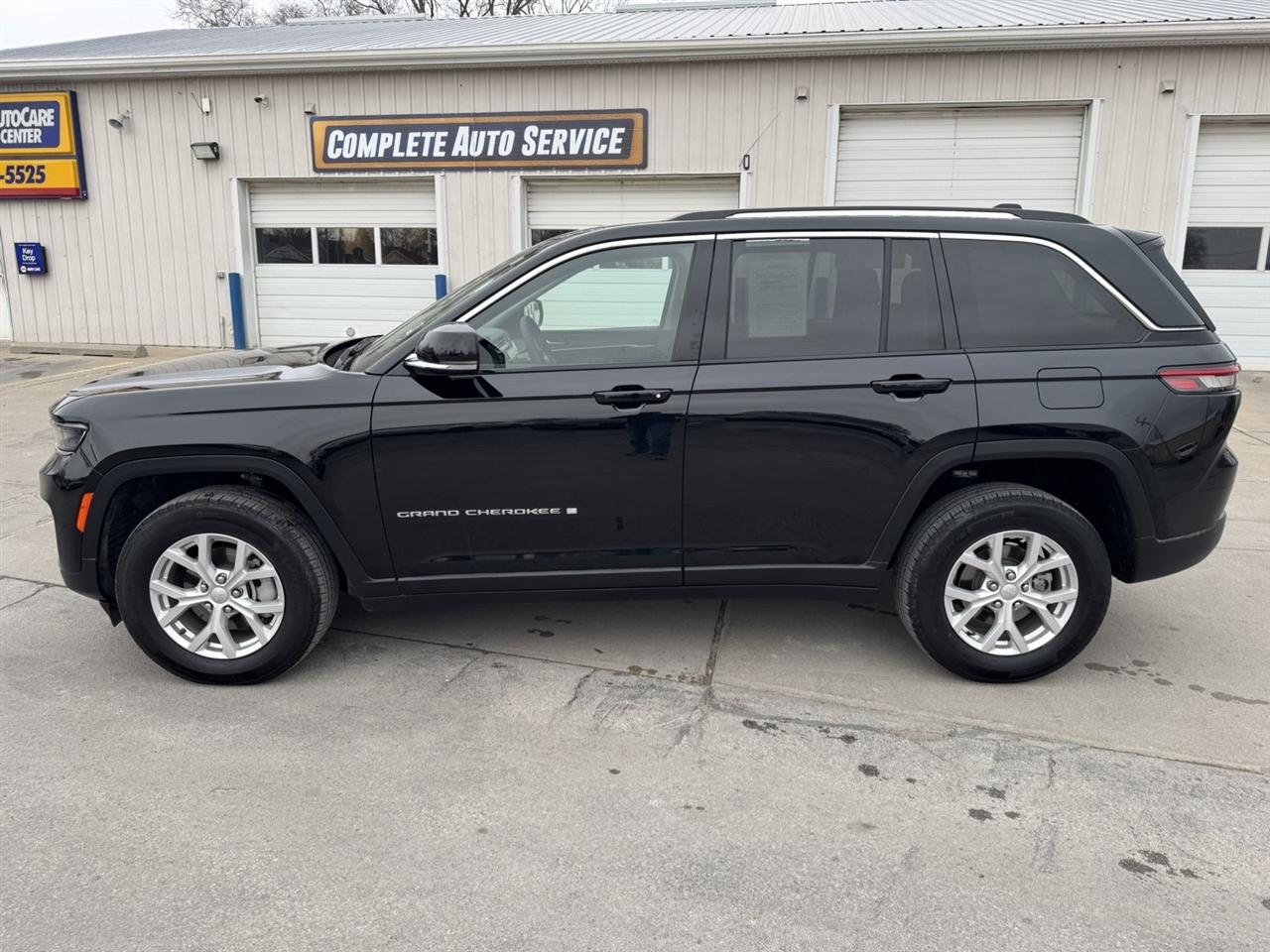 Jeep Grand Cherokee Limited 4WD 2023