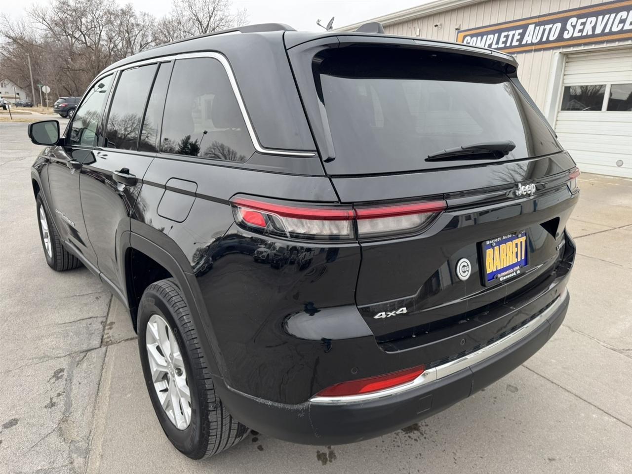 Jeep Grand Cherokee Limited 4WD 2023