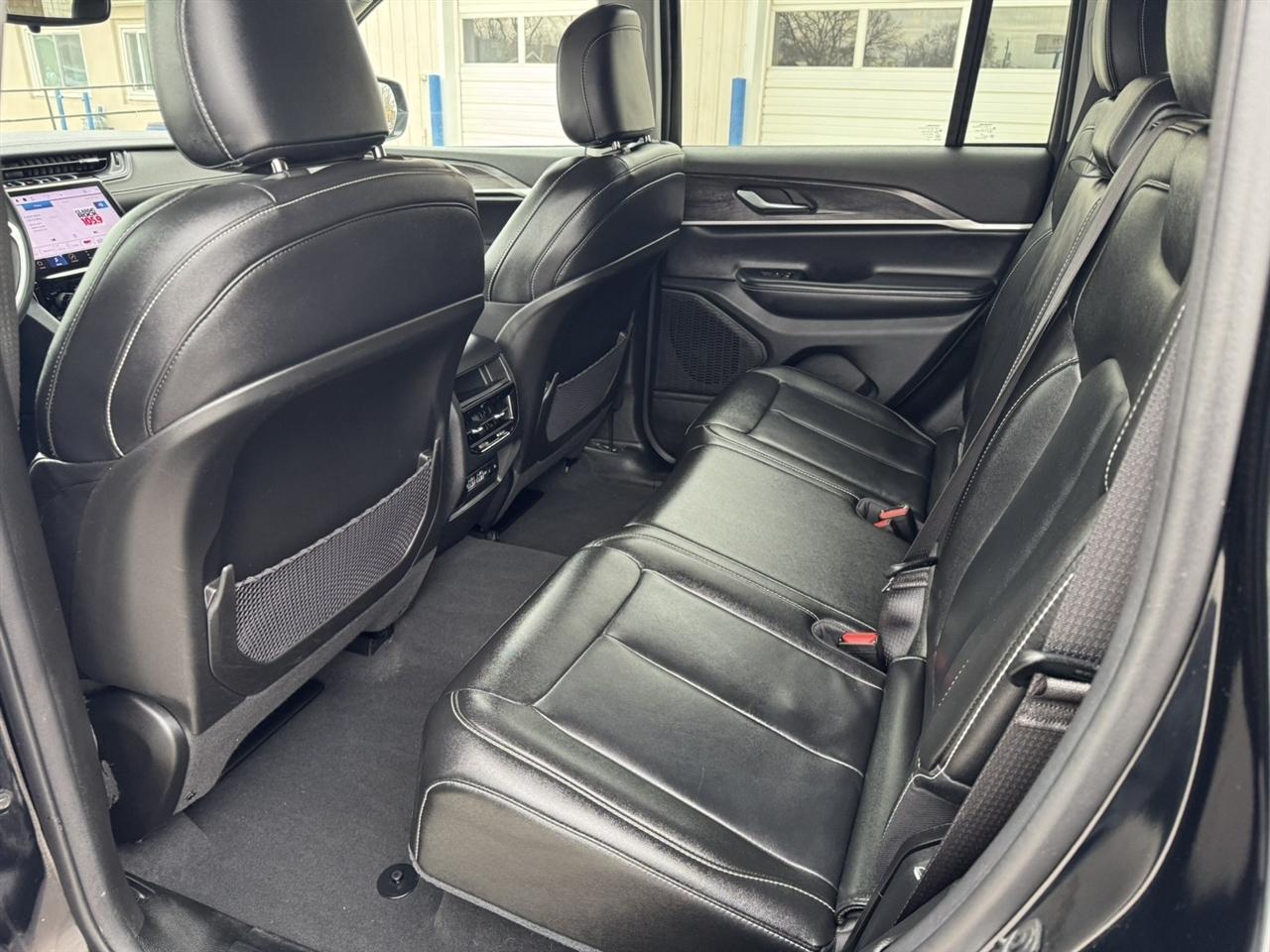 Jeep Grand Cherokee Limited 4WD 2023