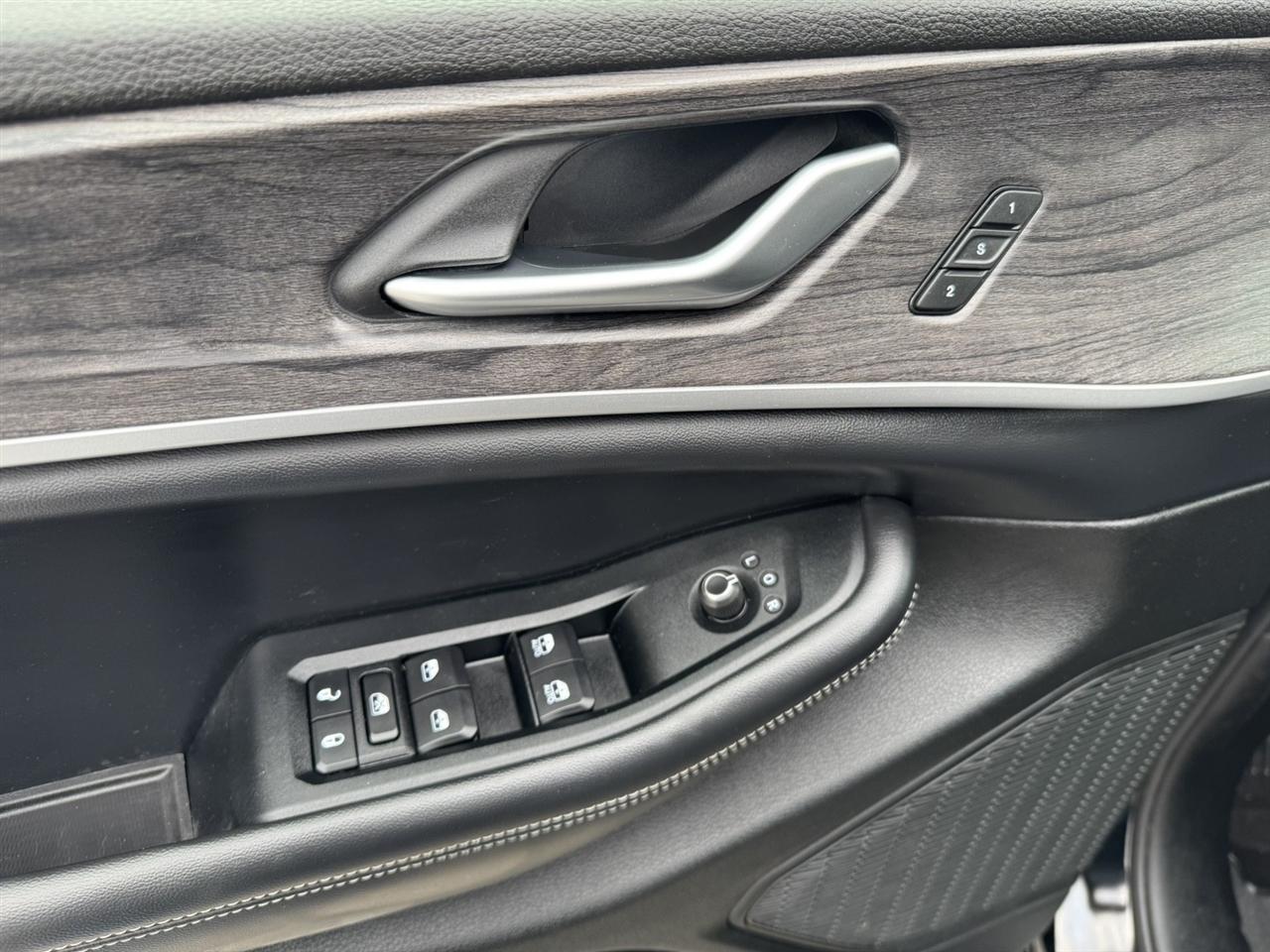 Jeep Grand Cherokee Limited 4WD 2023