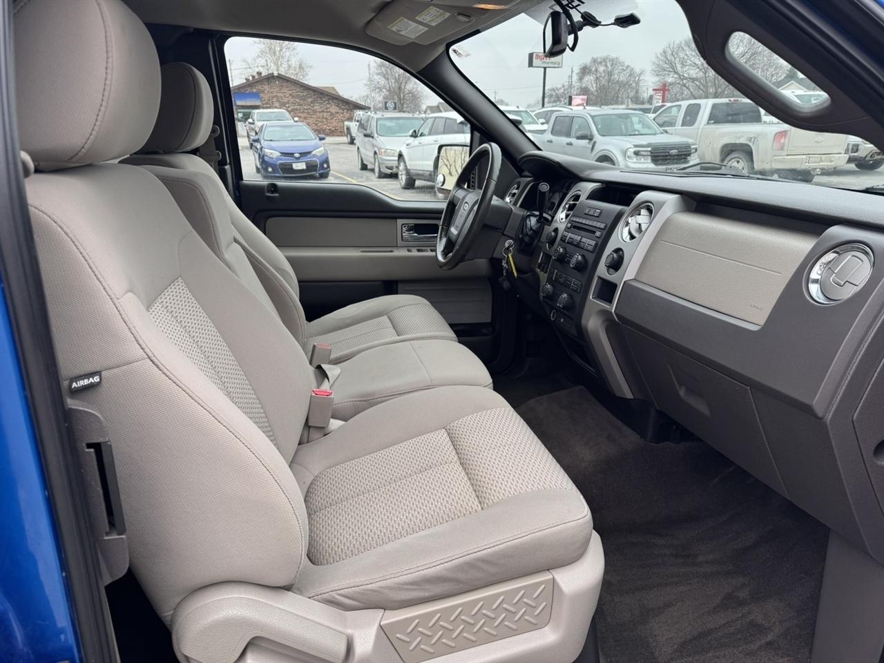 Ford F-150 XLT SuperCab 8-ft. Bed 4WD 2010