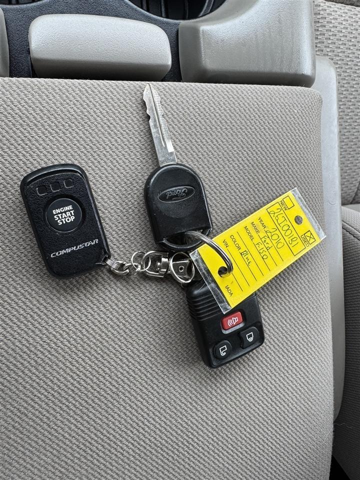 Ford F-150 XLT SuperCab 8-ft. Bed 4WD 2010