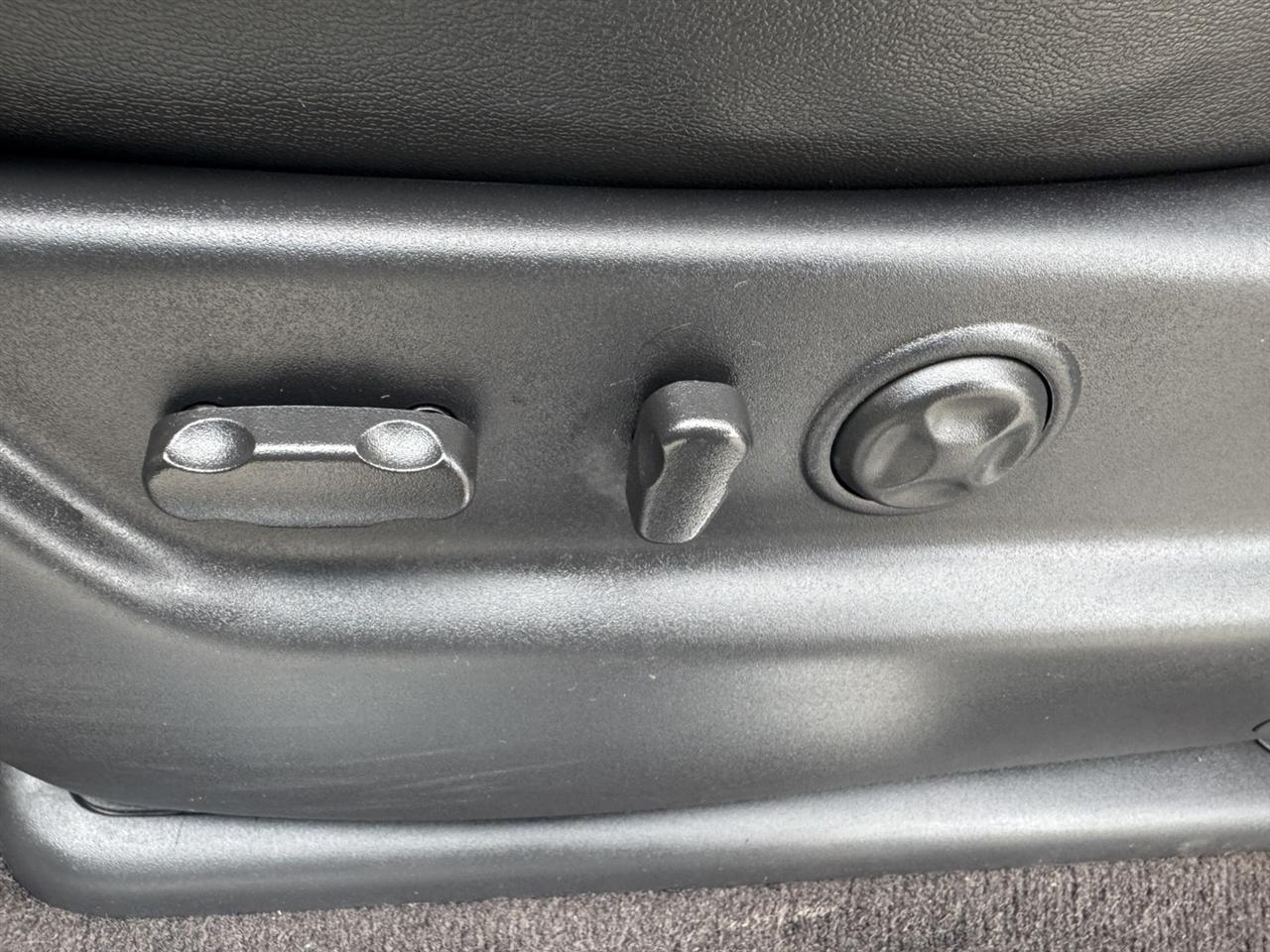 GMC Yukon Denali XL 4WD 2014