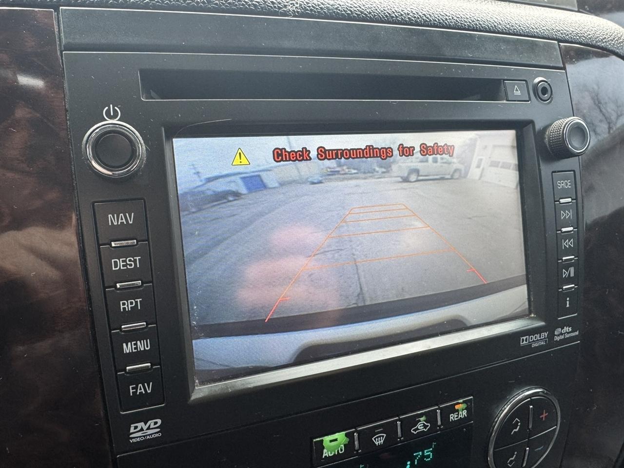 GMC Yukon Denali XL 4WD 2014