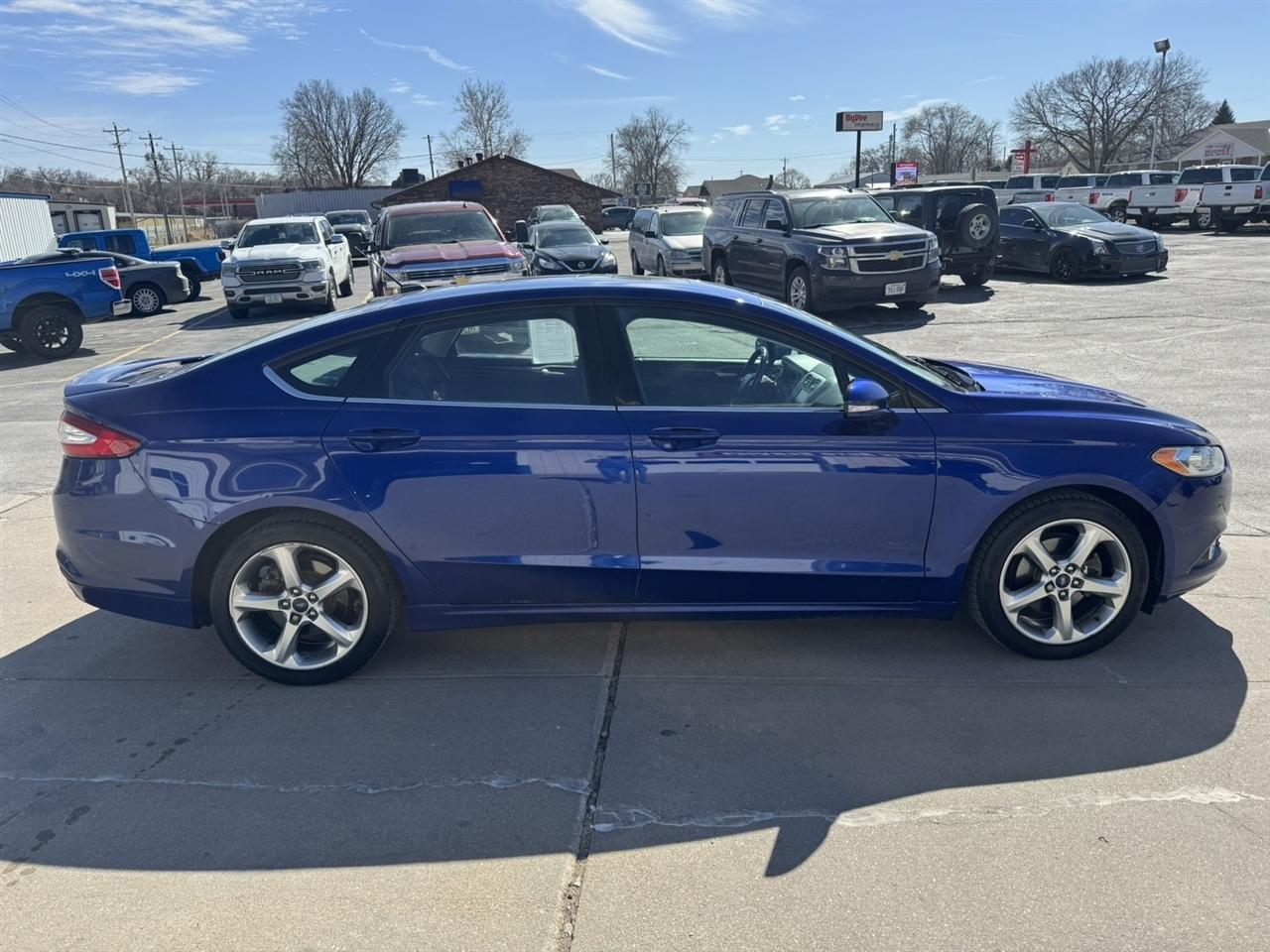 Ford Fusion SE 2015