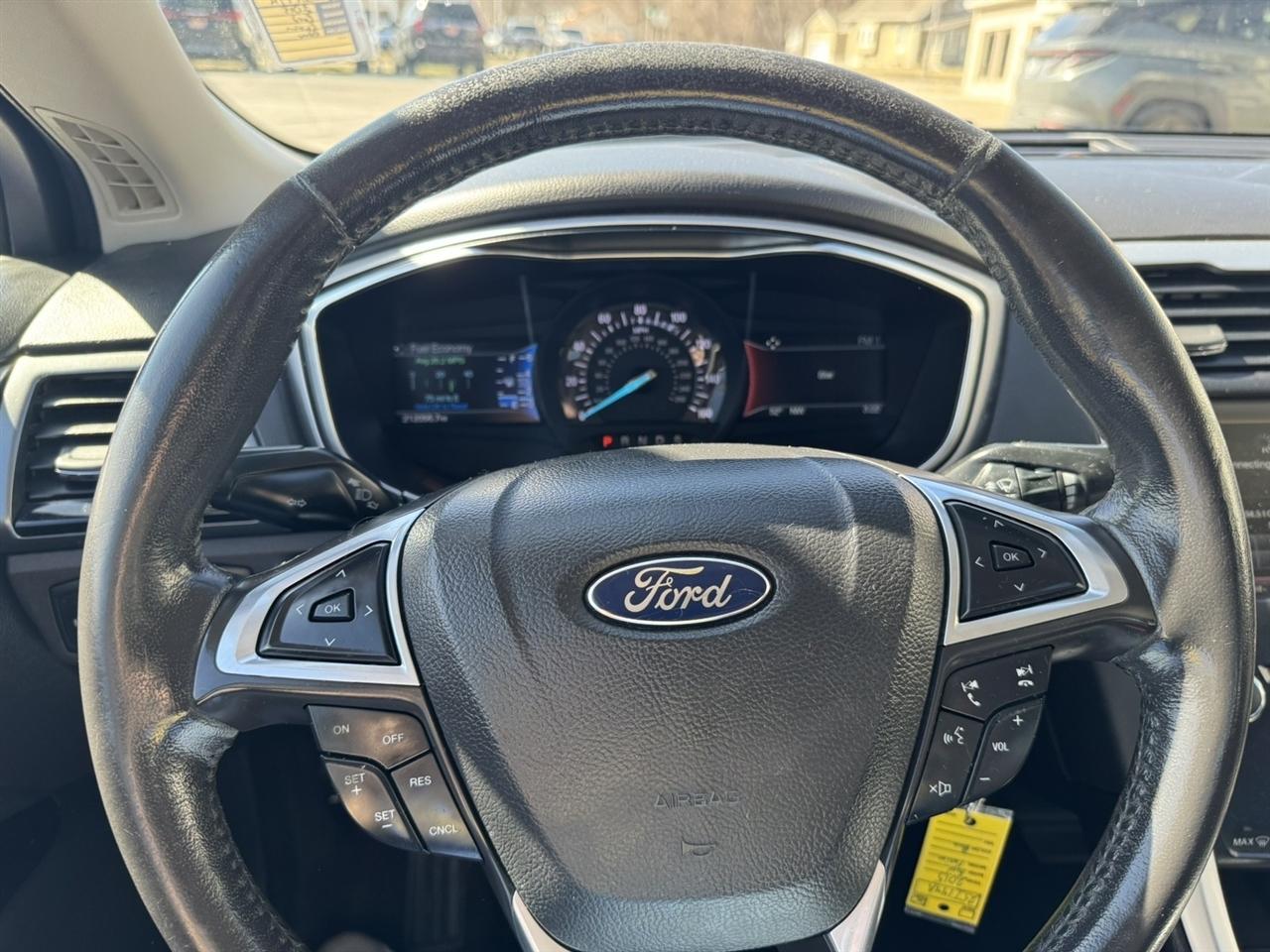 Ford Fusion SE 2015