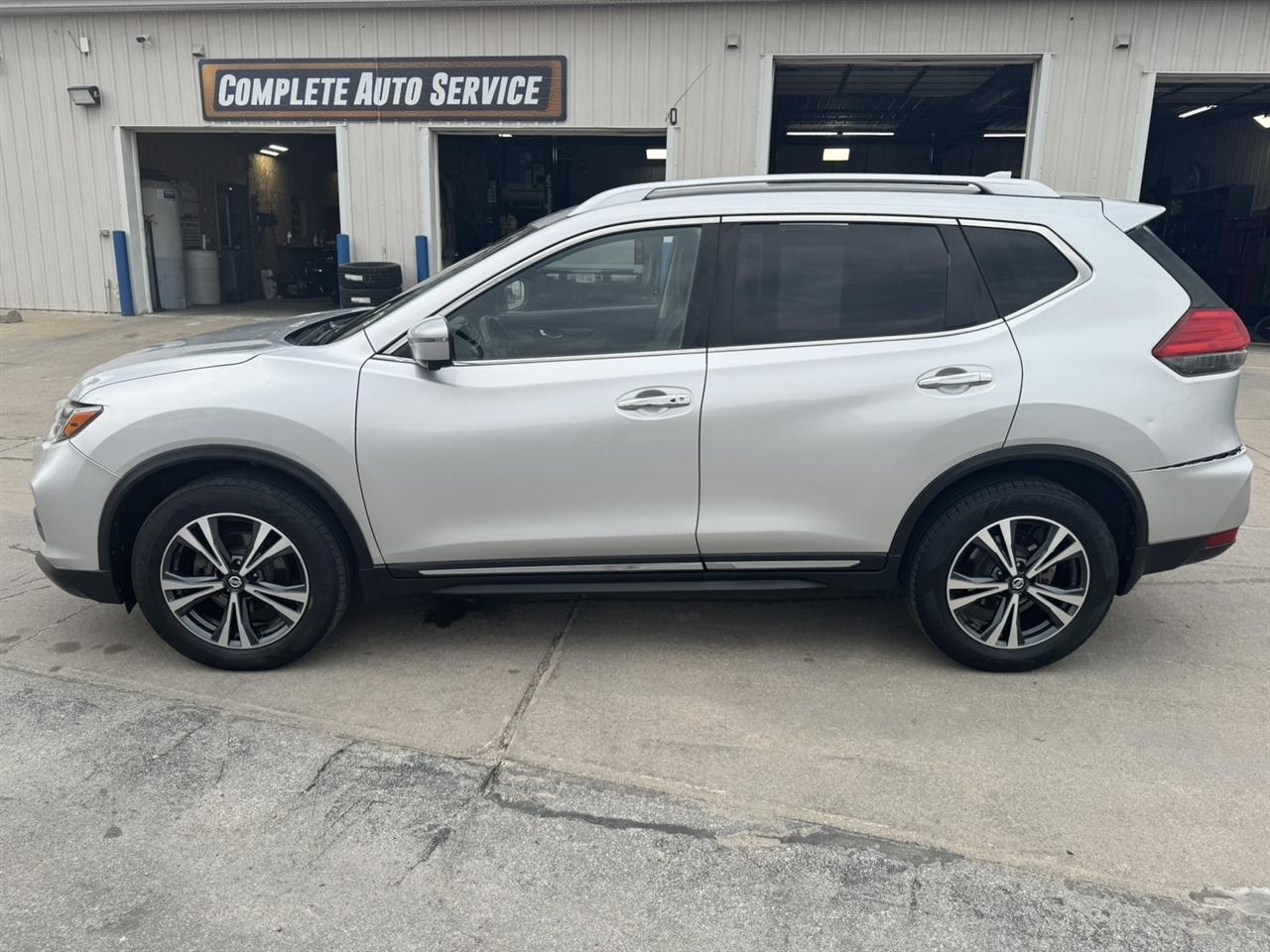 2017 Nissan Rogue SL AWD