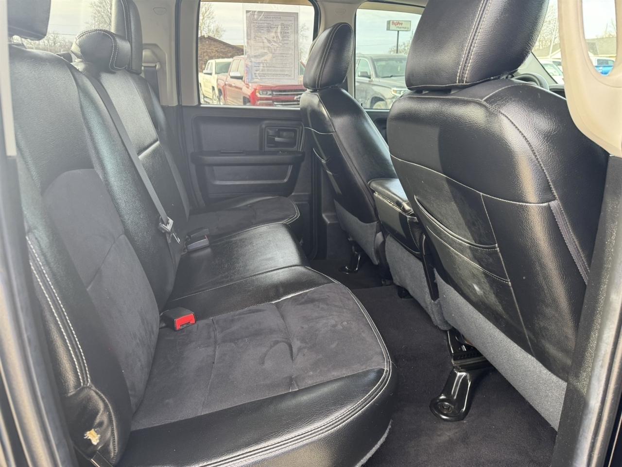 RAM 1500 Tradesman Quad Cab 4WD 2014