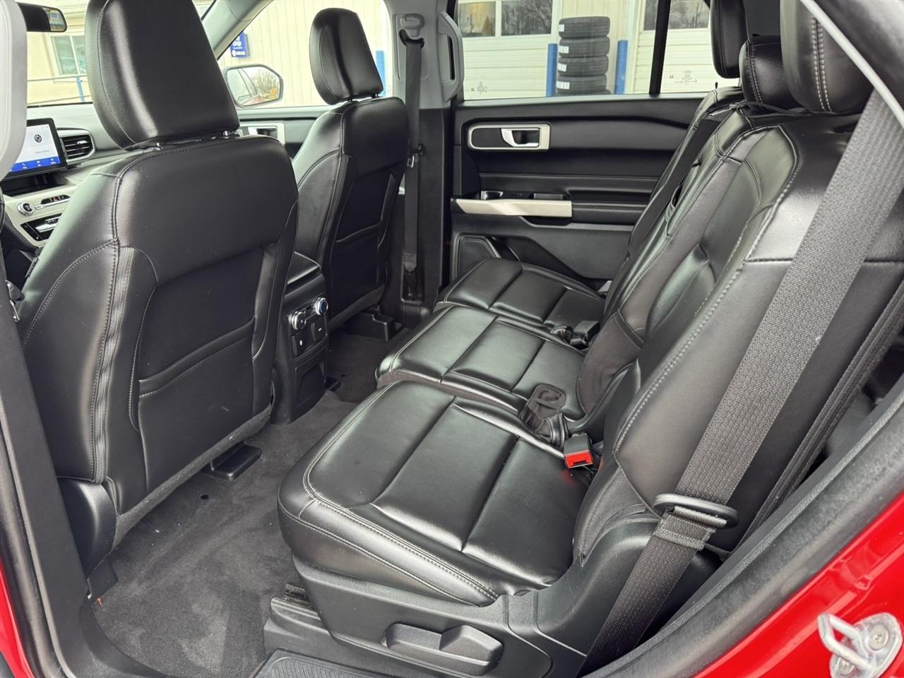 Ford Explorer XLT AWD 2022