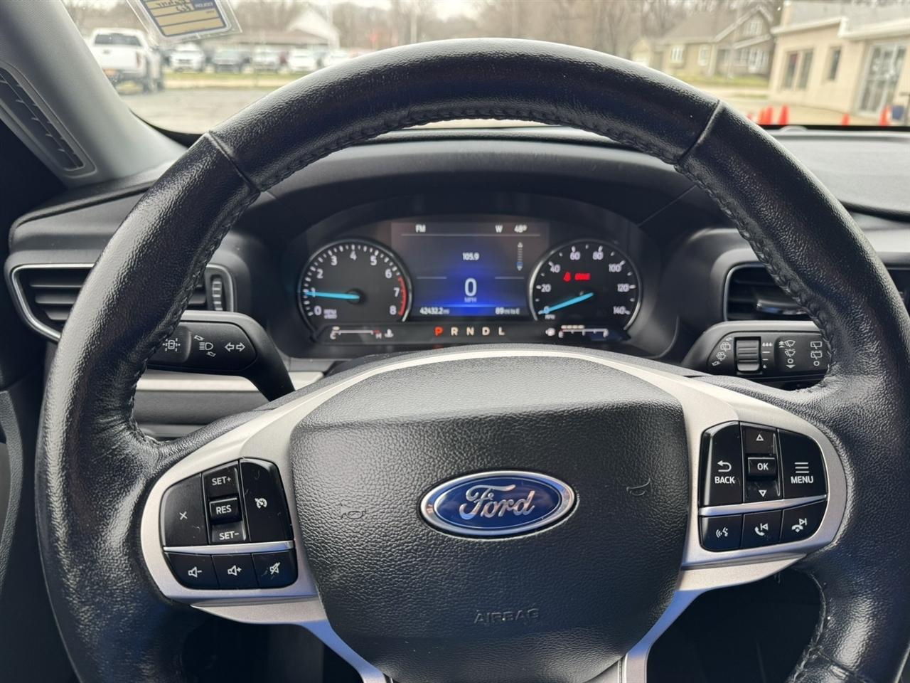Ford Explorer XLT AWD 2022