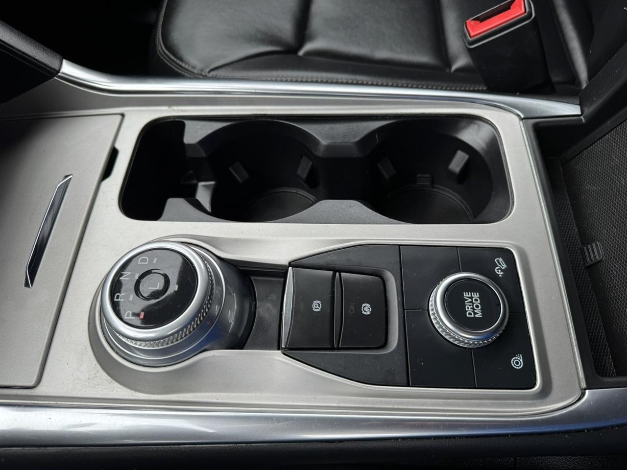 Ford Explorer XLT AWD 2022