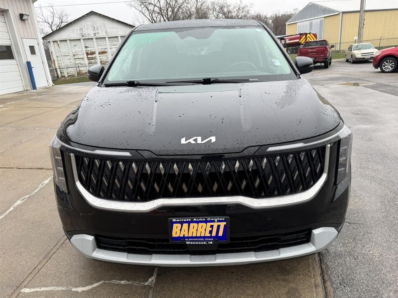 Kia Carnival LX 2025