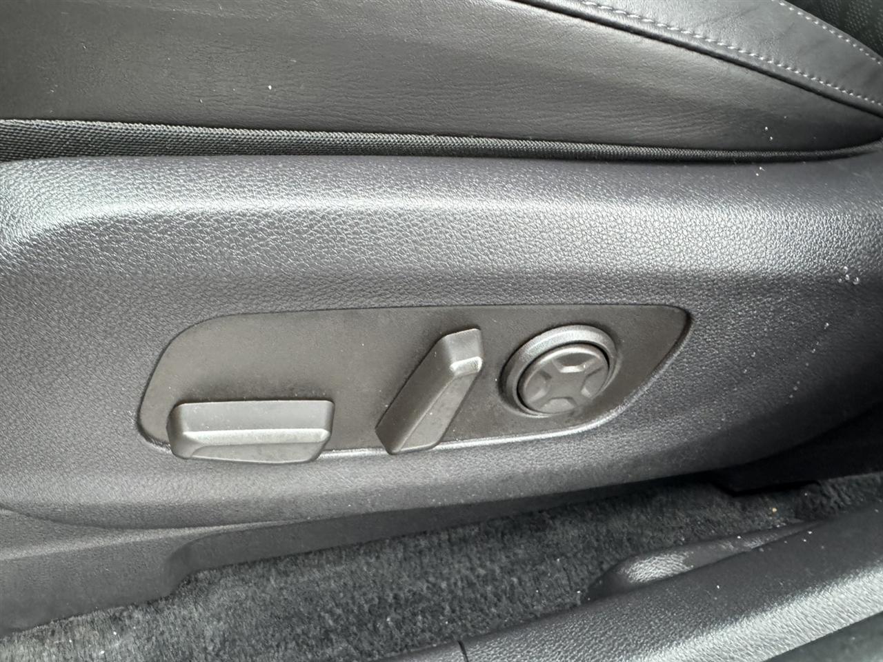 Kia Carnival LX 2025