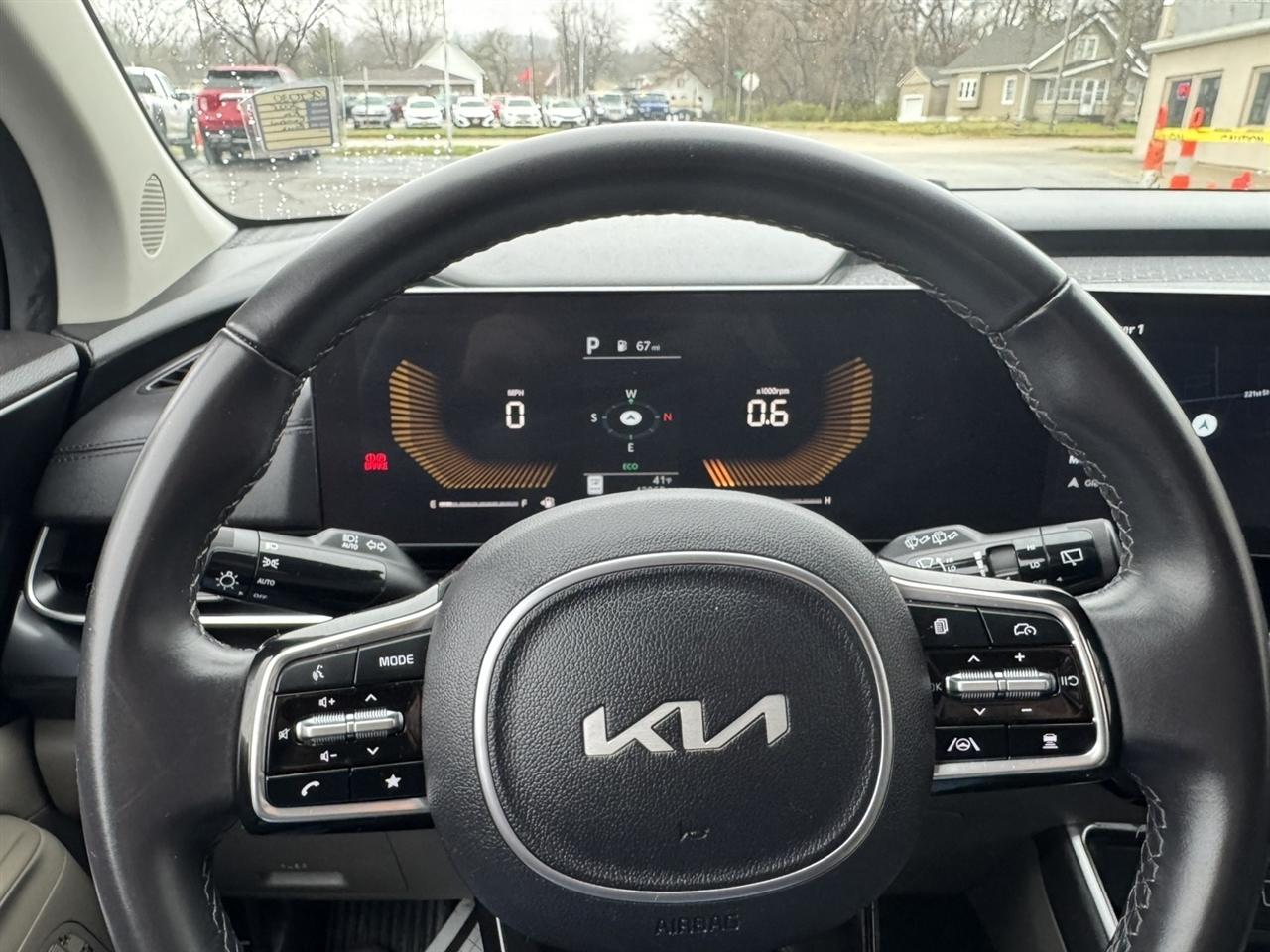 Kia Carnival LX 2025