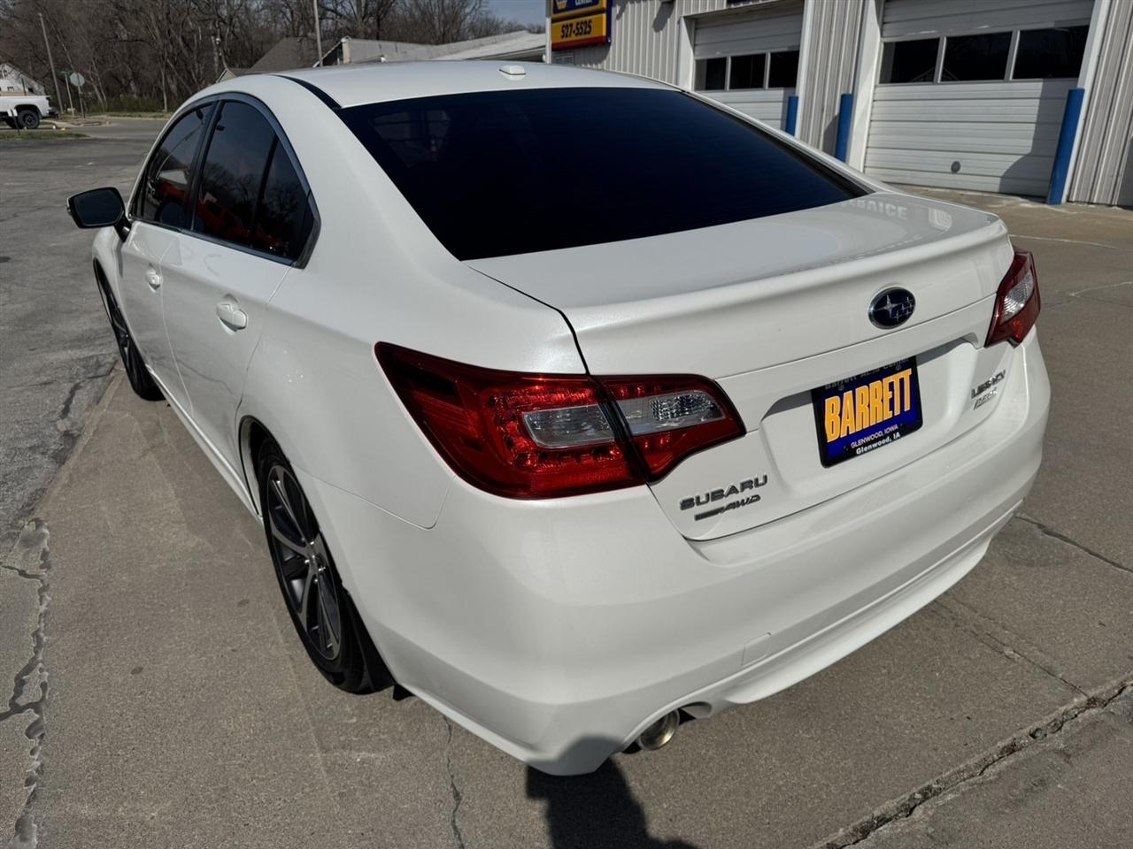 Subaru Legacy 2.5i Limited 2015