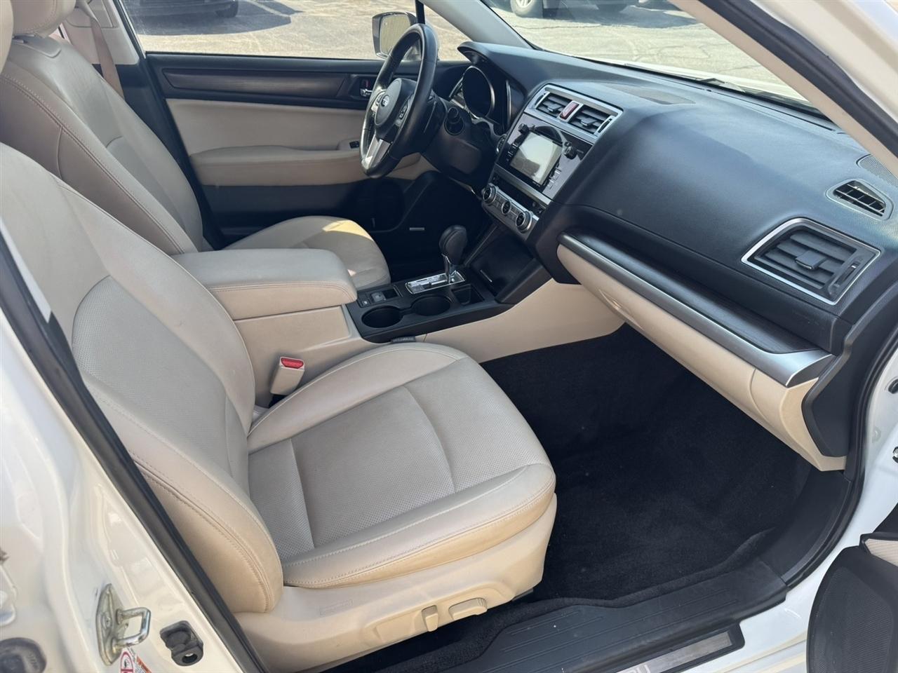 Subaru Legacy 2.5i Limited 2015