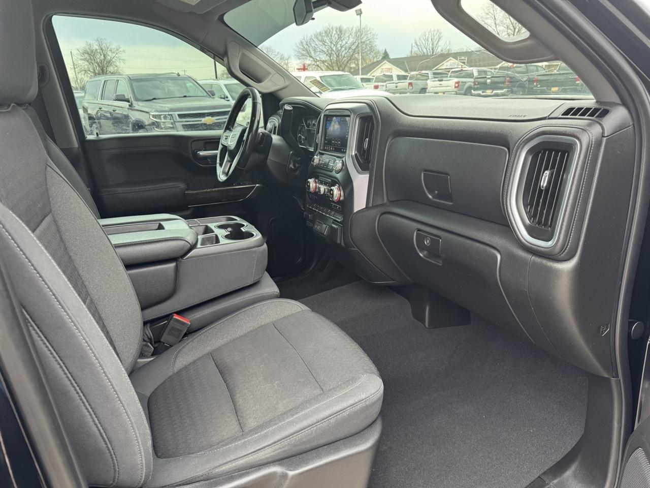 GMC Sierra 1500 SLE Crew Cab Long Box 4WD 2019
