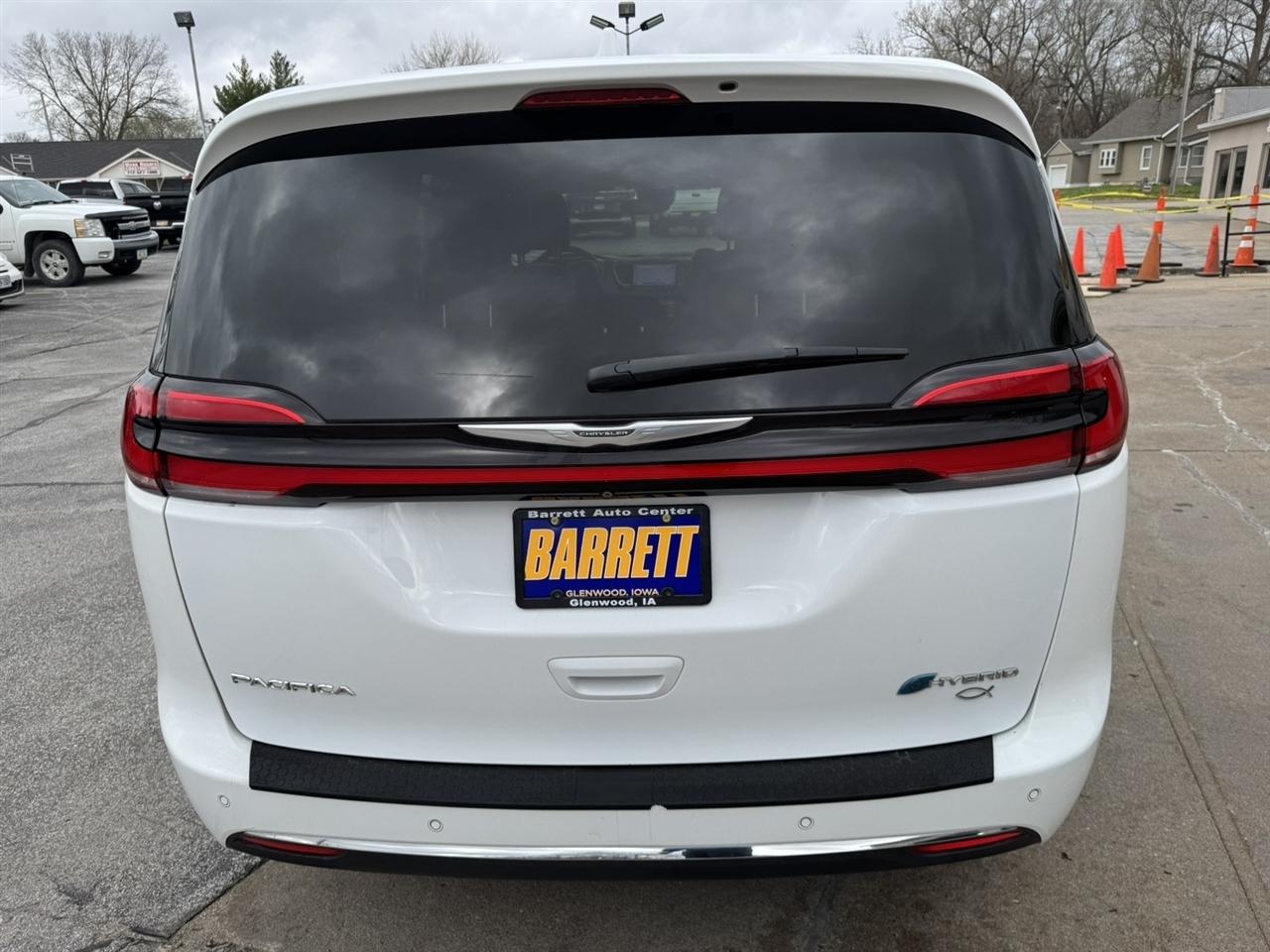 Chrysler Pacifica Hybrid Touring L 2022