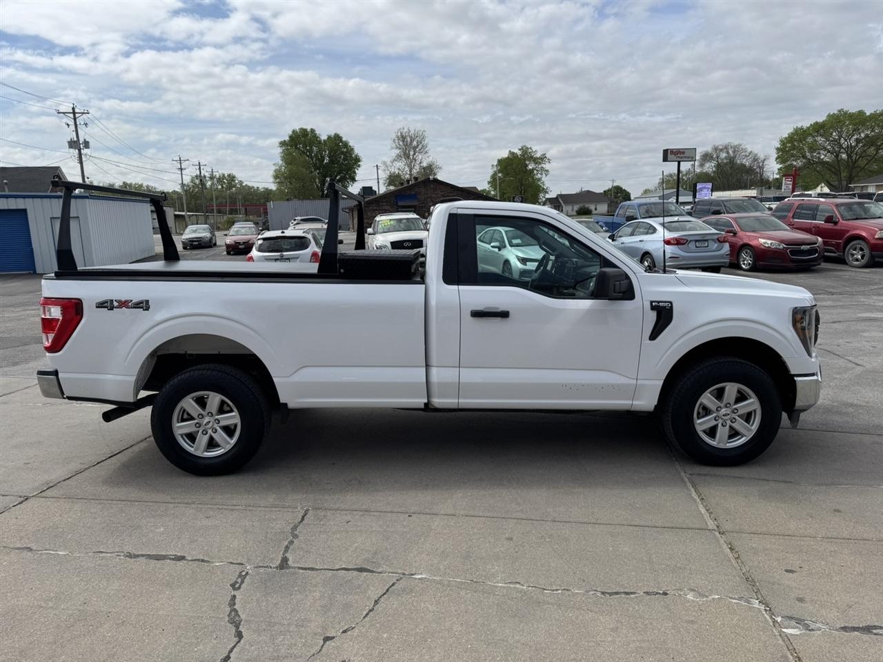 Ford F-150 4WD Reg Cab 145" XL 2023