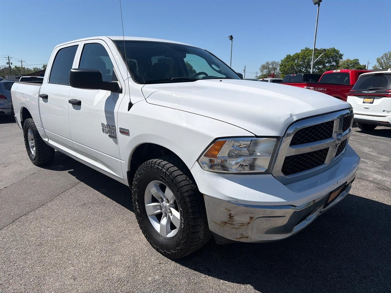 RAM 1500 Classic Tradesman Crew Cab SWB 4WD 2020