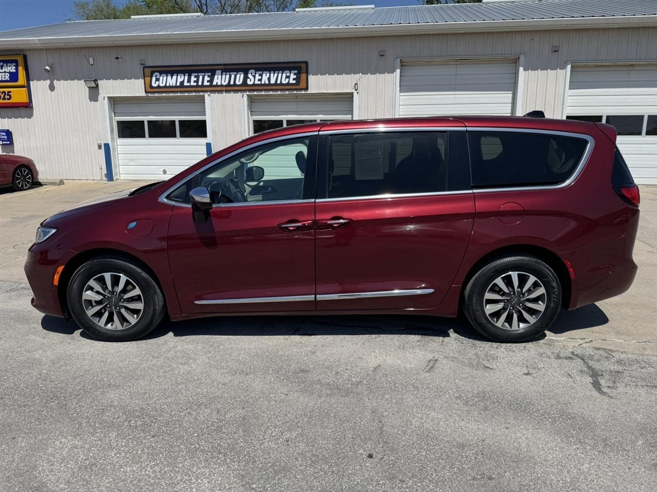 2023 Chrysler Pacifica Hybrid Limited